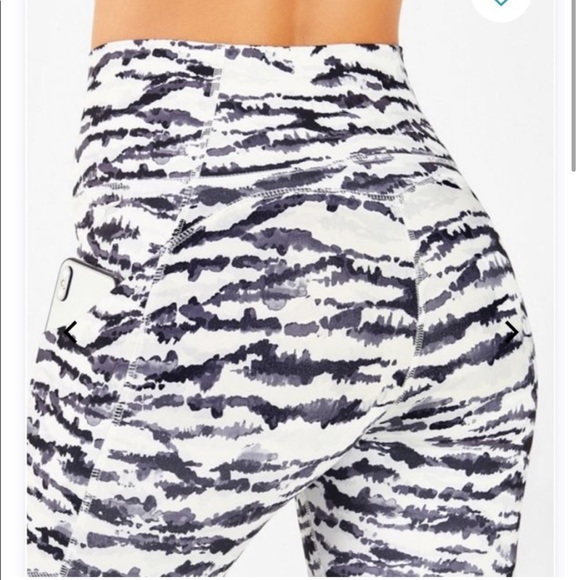 FABLETICS “Oasis” Power Hold High Waisted Cold Weather Leggings XS - Picture 14 of 15